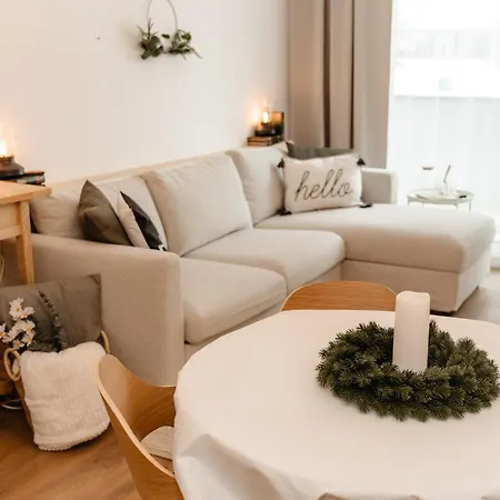 4 Seasons Cozy Διαμέρισμα *